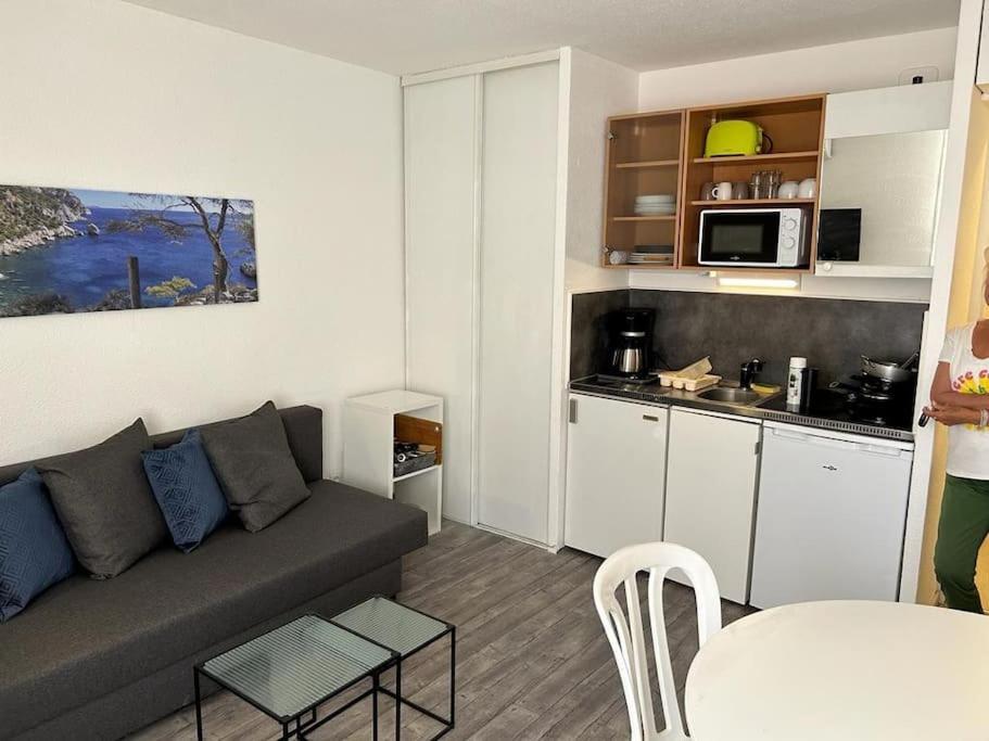 Studio Meuble Bord De Mer Bormes-les-Mimosas Extérieur photo